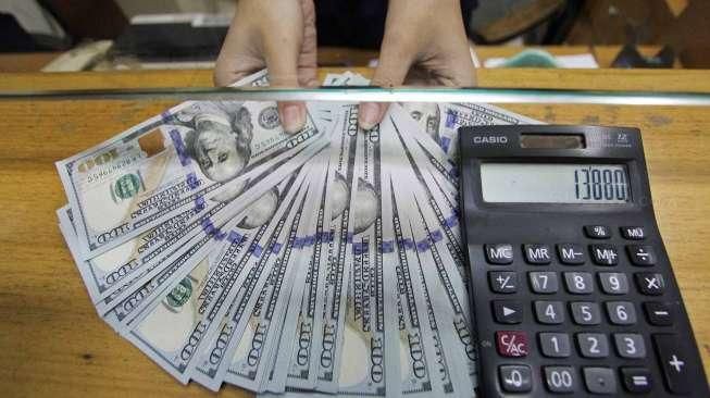 Pagi Ini Dolar AS Melemah Terhadap Sebagian Besar Mata Uang