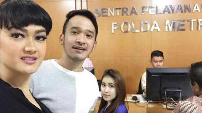 Ruben dan Ayu Ting Ting Temui Pemilik Akun Jual Bayi Cantik