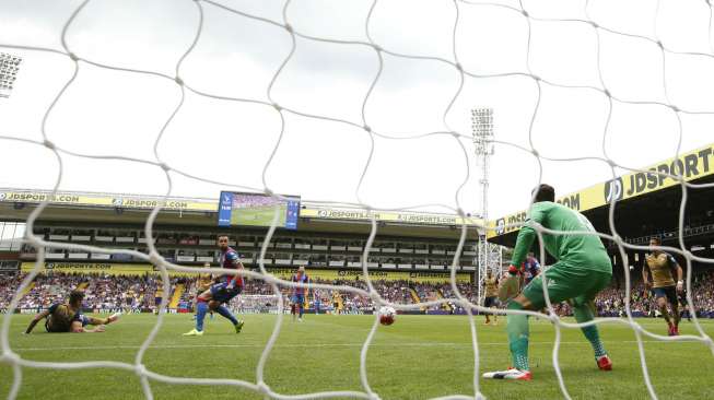 Arsenal menang di kandang Crystal Palace.