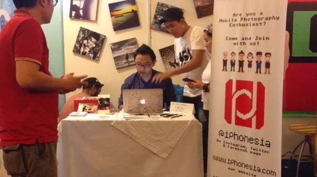 Abadikan Indahnya Indonesia Bersama iPhonesia