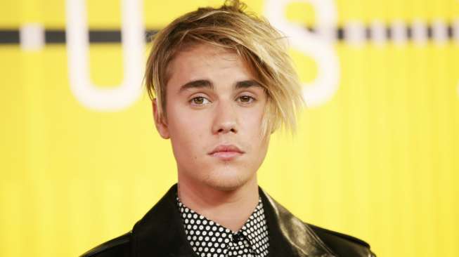 Ngebut, Justin Bieber Distop Polisi