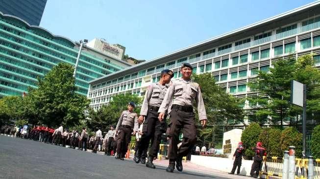 Ribuan TNI dan Polri Amankan Aksi Peringatan Hari Perempuan Sedunia di Gedung DPR hingga Kawasan Patung Kuda