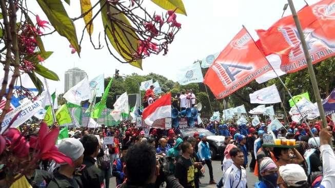 Ahok Ingin Demo Digelar di Monas, Tapi Malah Cuma Jadi Parkiran