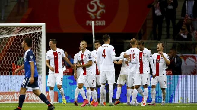 Polandia Pesta Gol, Portugal Menang Tipis