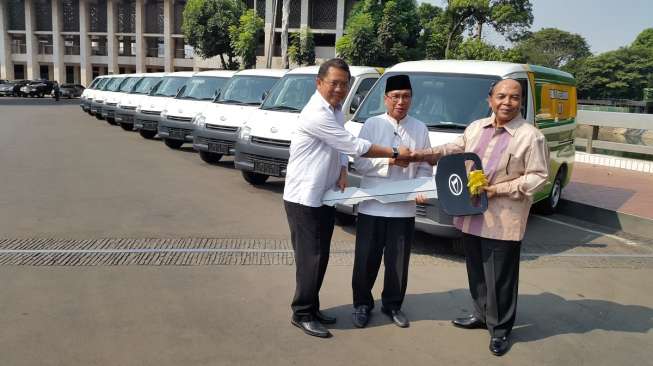 50 Daihatsu Gran Max Disulap Jadi Bengkel Akustik Masjid