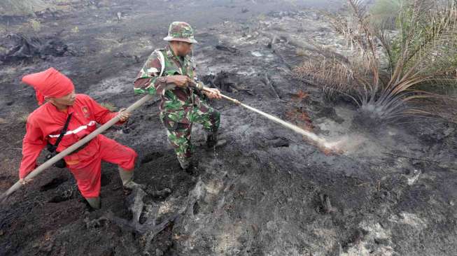 Sebanyak 750 titik api di provinsi Sumsel yang terpantau oleh satelit AQUA/TERRA MODIS milik BMKG.