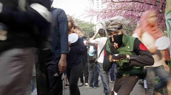 Suasana heboh dan penuh keseruan di acara Jak-Japan Matsuri 2015, yang digelar di Parkir Timur Senayan, Jakarta, Minggu (13/9/2015). [Suara.com/Kurniawan Mas'ud]