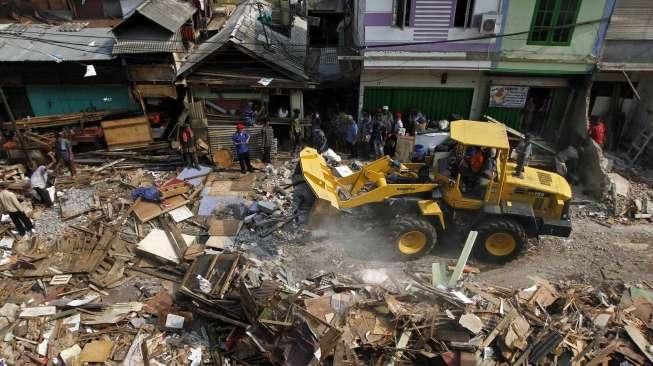 Pasar Karang Anyar Dibongkar