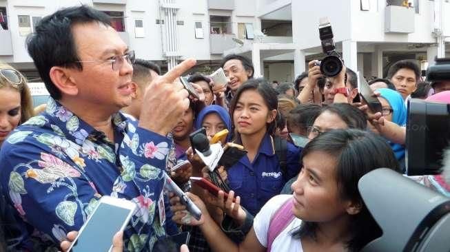 Ahok Cium Bau Pungli di GOR Ciracas