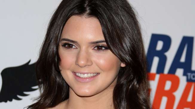 Alasan Kendall Jenner Tutupi Kisah Asmaranya