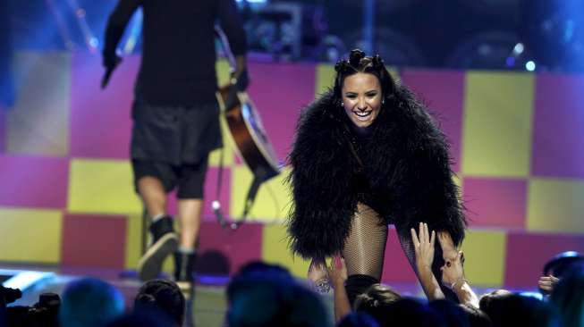 Demi Lovato mengguncang iHeartRadio Music Festival di Las Vegas, Nevada, Jumat (19/9) waktu setempat. [Reuters/Steve Marcus]