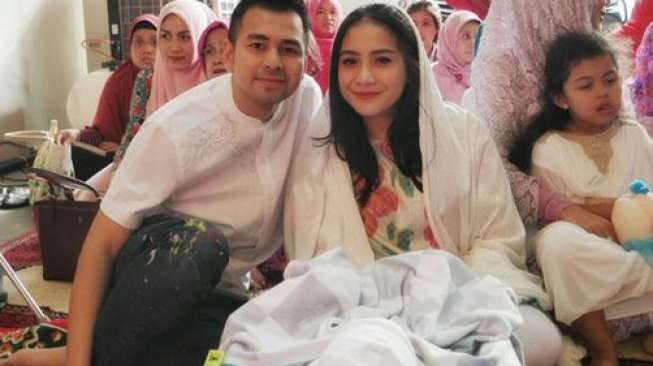 Raffi Ahmad Berbagi Foto Akikah Rafathar di Sosmed