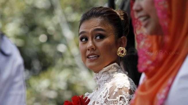 Wijaya Saputra Sudah Berani Panggil Agnez Mo "Mommy"