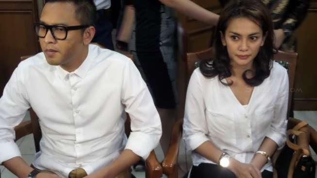 Artis Masayu Anastasia dan Lembu menghadiri sidang cerai perdana di Pengadilan Agama Jakarta Selatan, Selasa (22/9).