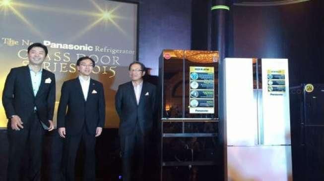 Panasonic Luncurkan Glass Door Refrigerator