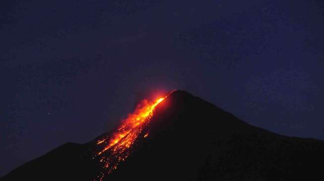 Erupsi Gunung Karangetang