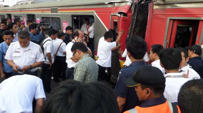 Ada 10 Korban Tabrakan KRL Masih Dirawat