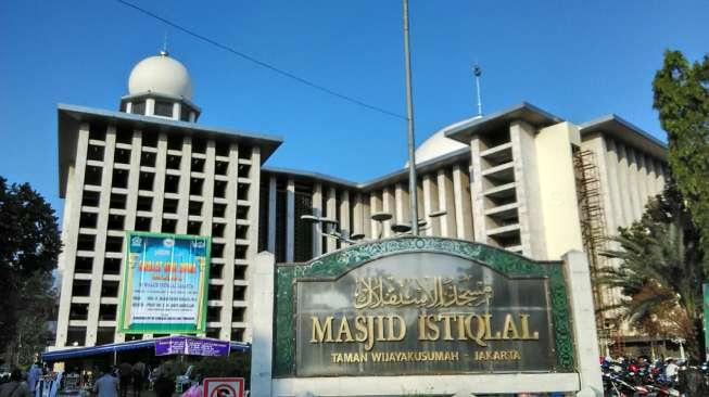 Khatib Masjid Istiqlal Ajak Masyarakat Sabar Menunggu Hasil Resmi Pemilu