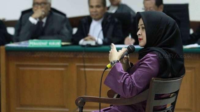 Evy Susanti Bersaksi untuk O.C. Kaligis