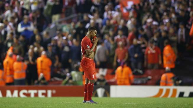 Reaksi Jordan Ibe setelah Liverpool gagal mengalahkan FC Sion (2/10) [Reuters/John Sibley]