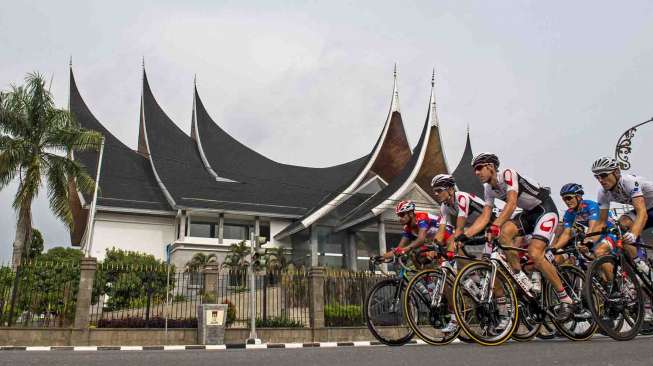 Tanjakan Tajam Menunggu di Etape IV Tour de Singkarak