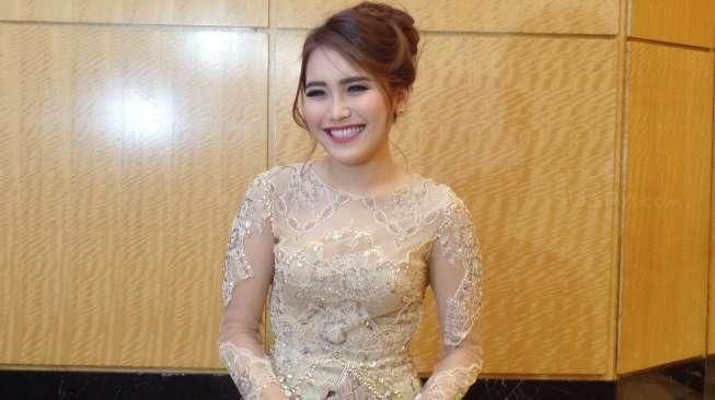 Penyanyi dangdut Ayu Ting Ting. [suara.com/Ismail]