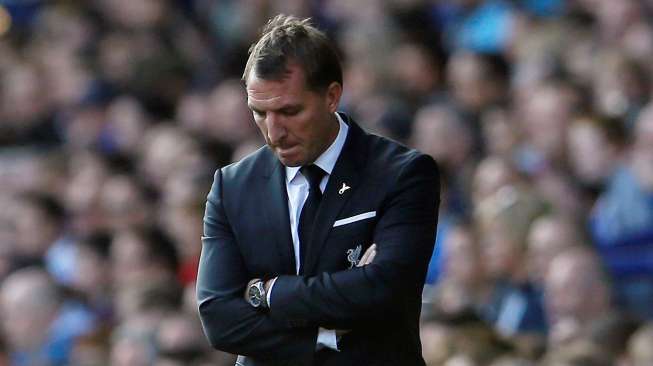 Manajer Liverpool Brendan Rodgers tampak kecewa. Reuters / Lee Smith Livepic