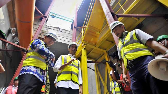 Jokowi Tinjau Terowongan MRT