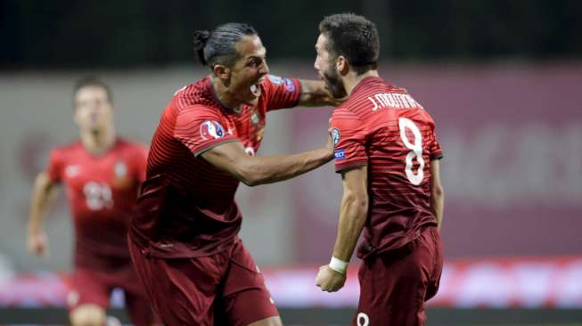 Gol Tunggal Moutinho Pastikan Portugal ke Euro 2016