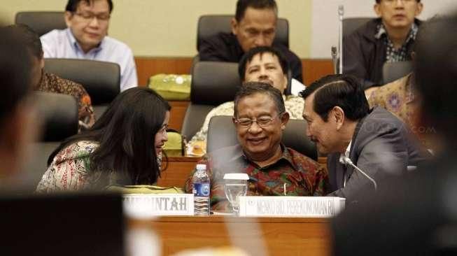 Rapat tersebut membahas Rencana Kerja Anggaran Kementerian/Lembaga Kementerian Koordinator dalam RAPBN Tahun Anggaran 2016.