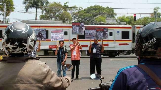 Kemenhub Teken Kontrak 11 Pengadaan Pintu Perlintasan