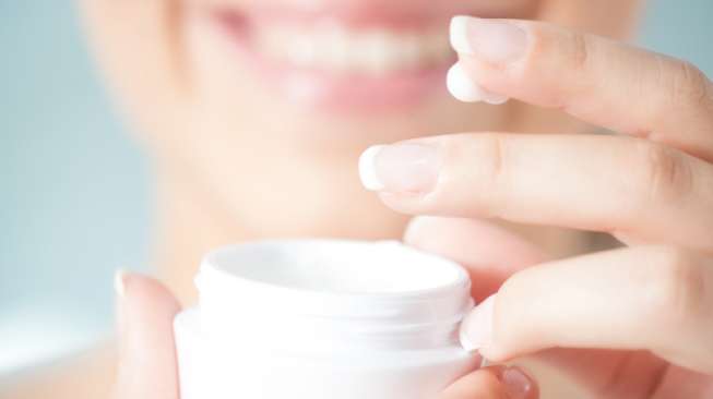 6 Komposisi Kimia dalam Produk Skincare, Ketahui Sifat dan Fungsinya