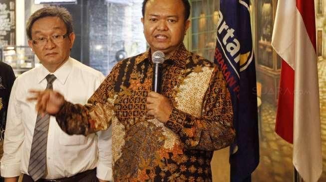 Patrice Rio Capella Mengundurkan Diri