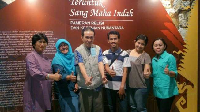 Dan, Mereka Pun Jatuh Cinta pada Museum