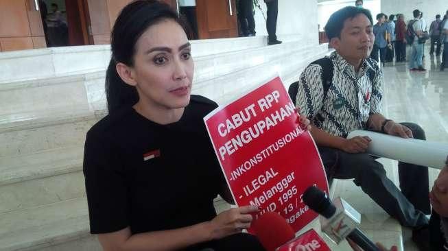 Rieke Minta Pemerintah Balik Pakai Aturan Lama Pengupahan