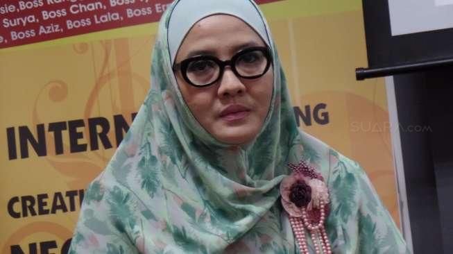 Dituding Menipu, Peggy Melati Malah Berangkat Umrah