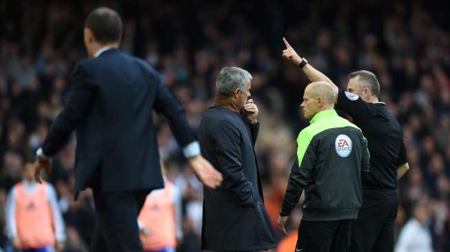 Mourinho Berada di Ujung Tanduk?