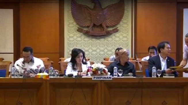 Rapat Pansus Pelindo II di DPR yang dipimpin Rieke Diah Pitaloka. [DPR RI]