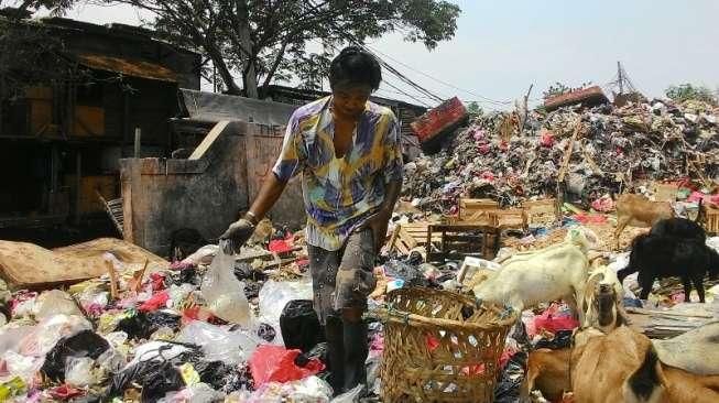 Ahok Target Tidak Ada Lagi Pungutan Uang Sampah Mulai Tahun Depan