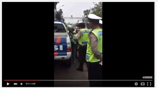 Ini Alasan Polisi Pukul Pengemudi Gojek