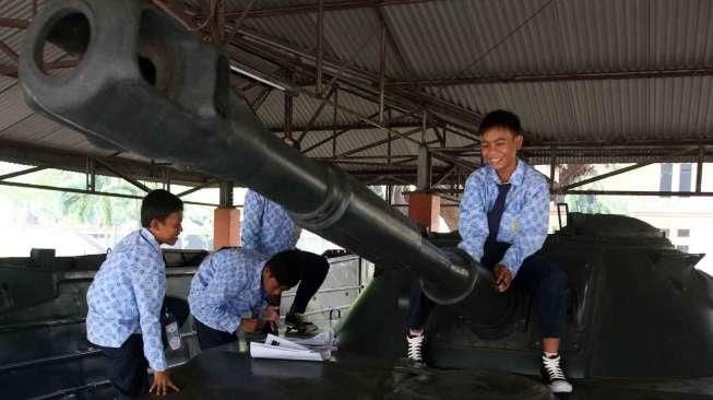 Pelajari Perjuangan Para Pahlawan