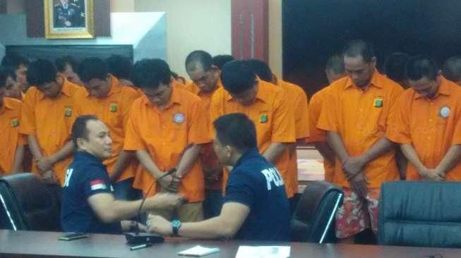 30 Penipu Via SMS yang Resahkan Warga Digelandang Polisi