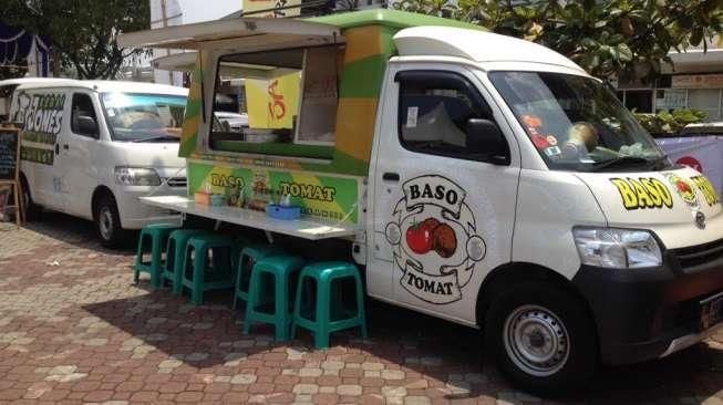 Kredit Macet Menggulung Pasar Mobil Komersial