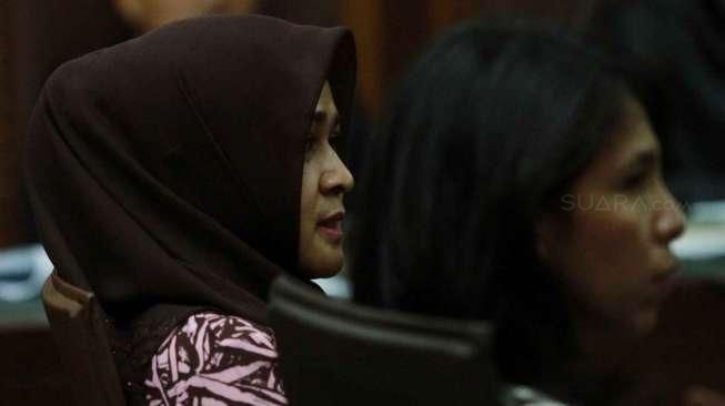 Evy Bersaksi di Sidang Rio Capela