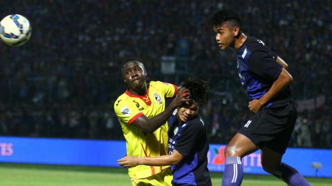 Arema Atasi Sriwijaya di Kanjuruhan