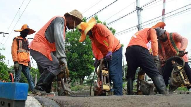 Perawatan Rel Kereta Api