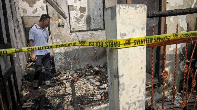 Kebakaran menghanguskan 22 rumah petak di kawasan Mampang, Jakarta Pusat. [suara.com/Kurniawan Mas'ud]