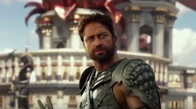 Aktor Kulit Putih Jadi 'Dewa', Sutradara Gods of Egypt Minta Maaf