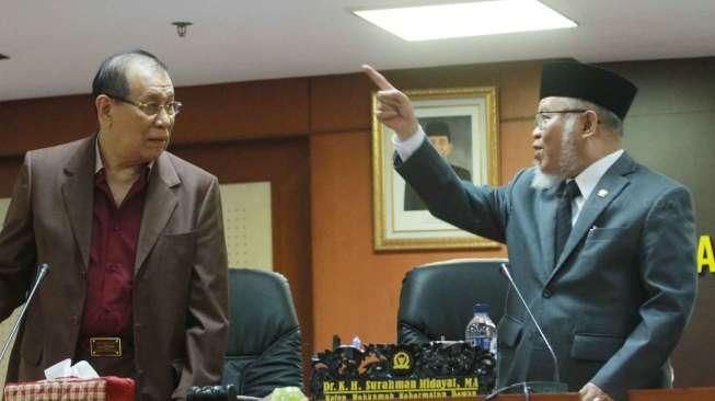 Jelang sidang kode etik Ketua DPR Setya Novanto, Wakil Ketua MKD Hardi Soesilo diganti dengan Kahar Muzakir. 