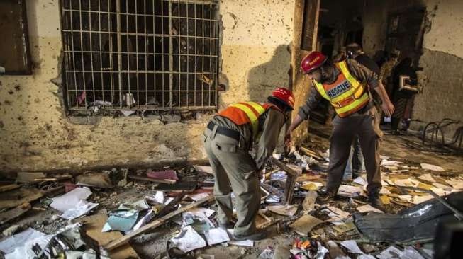 Pakistan Gantung 4 Pelaku Pembantaian 134 Anak Sekolah